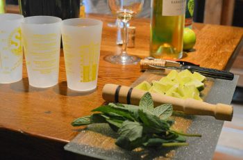 Saujito, la nueva versión del Mojito a base de vino - Entre Cócteles