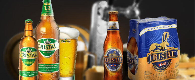 Cerveza Cristal: Un Viaje entre el Ícono Peruano y el Estilo Chileno - Entre Cocteles