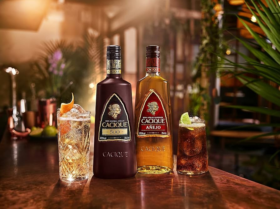 Ron Cacique: Un Viaje Líquido por Venezuela, de lo Clásico a lo Exclusivo - Entre Cocteles
