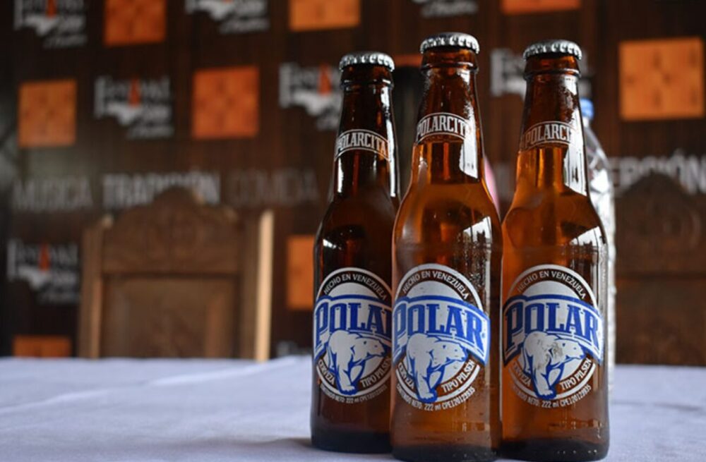 Cerveza Polar: Más que una Bebida, un Símbolo de la Venezolanidad - Entre Cocteles