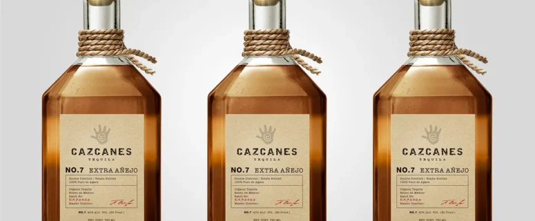 Cazcanes No. 7 Extra Añejo: Una Joya para los Amantes del Tequila - Entre Cocteles